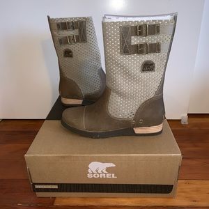 NWT Sorel Major Pull On Boots